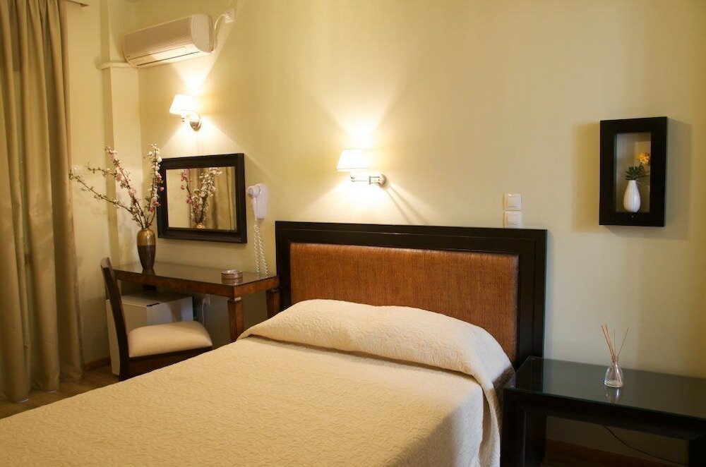 Фото Hotel Karthea