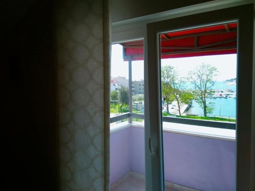 Фото ApartHotel Viola