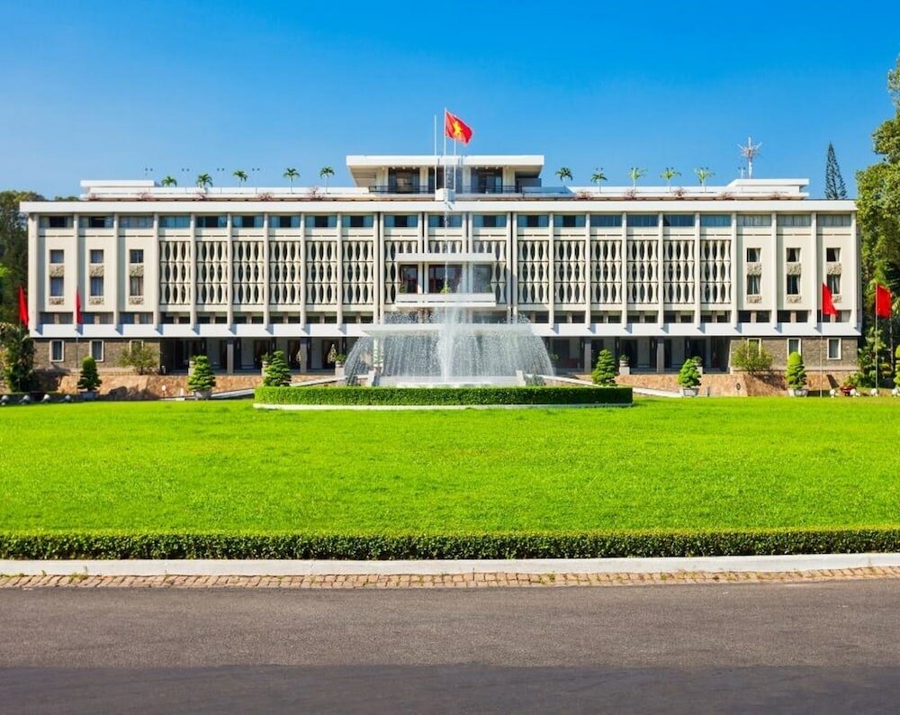 Фото отеля 2