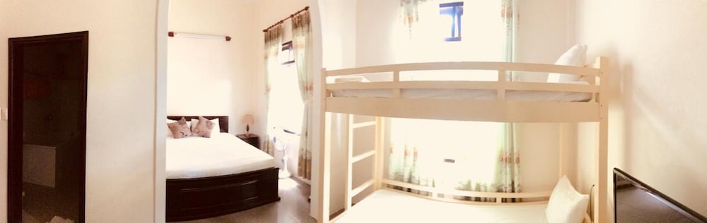 Фото Nam Long Hotel