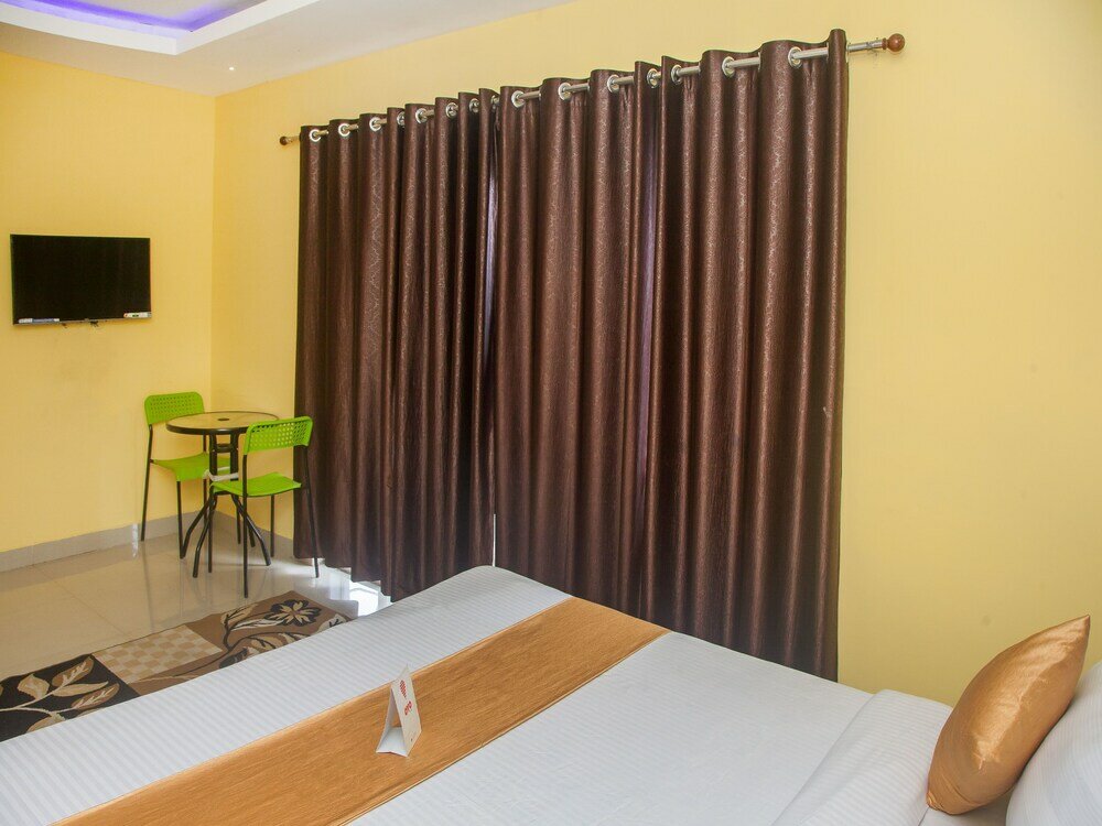 Фото Oyo 10673 Time Palace Residency