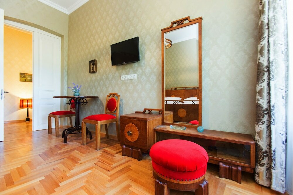 Фото Bloom Boutique Hotel