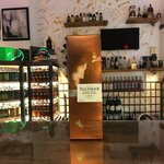 Tekel Street Whiskey Cigar (Istanbul, Kadikoy, Hasanpasa Neighborhood, Ikbaliye Street, 7-9), bebidas alcohólicas
