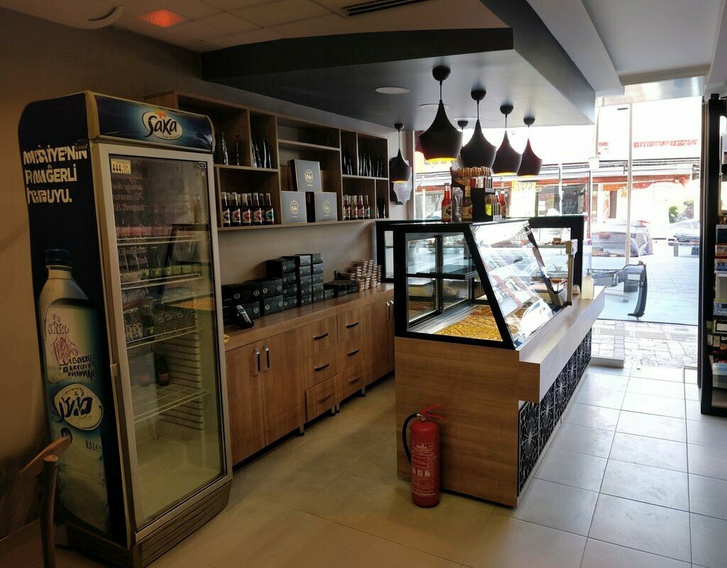 Cafe Caycuma Ottoman Tulumbaci, Caycuma, photo