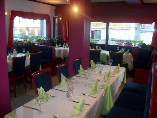 Фото Hotel Evergreen