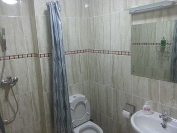 Фото Quiet Corner Guesthouse