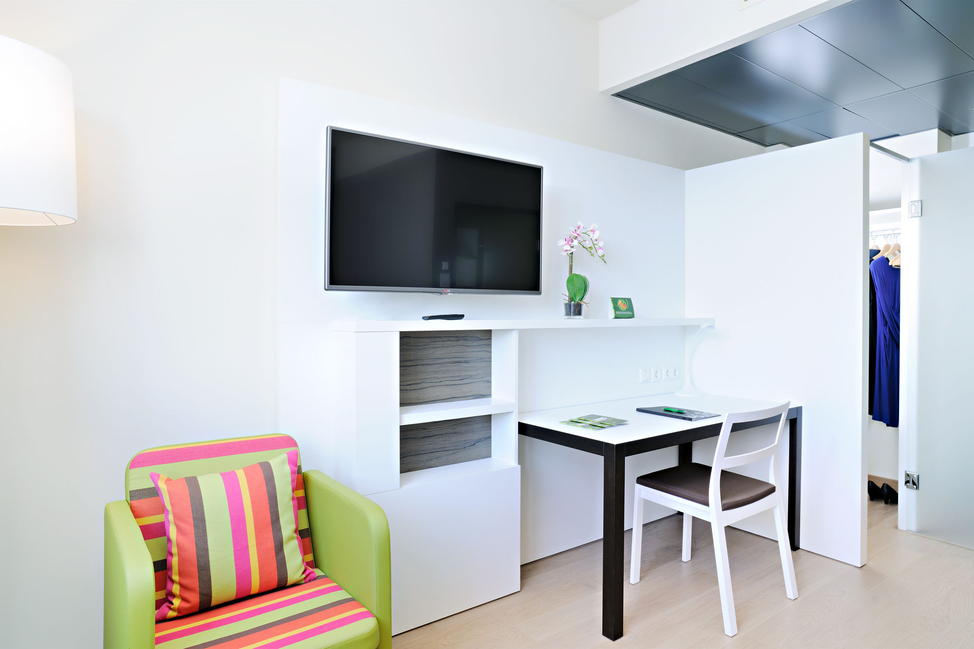 Фото Harry’s home München Moosach hotel & apartments