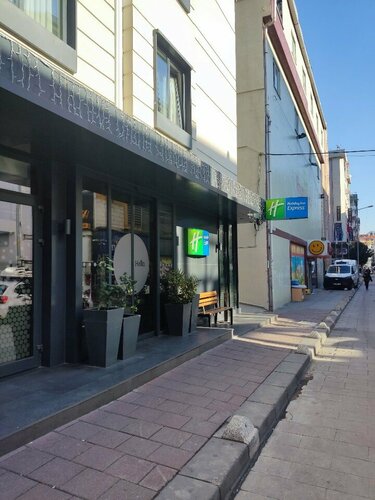 Гостиница Holiday Inn Express Istanbul Atakoy Metro by IHG в Бахчелиэвлере