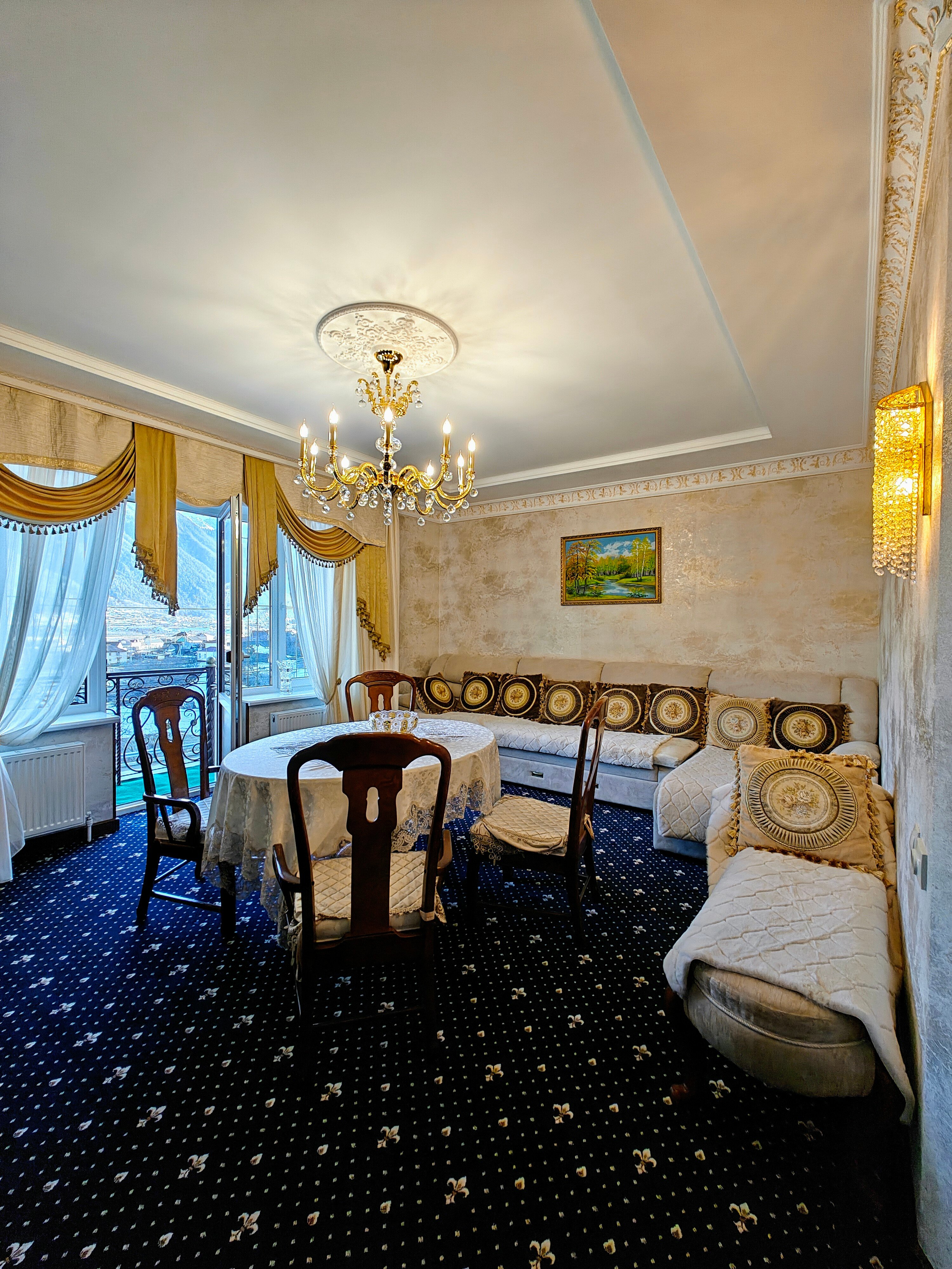 Фото Голден Хаус