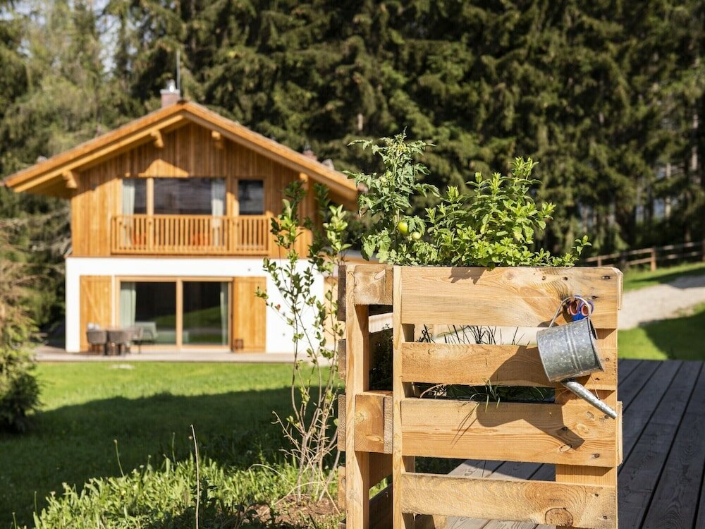 Фото Spacious Chalet in Wolting With Sauna