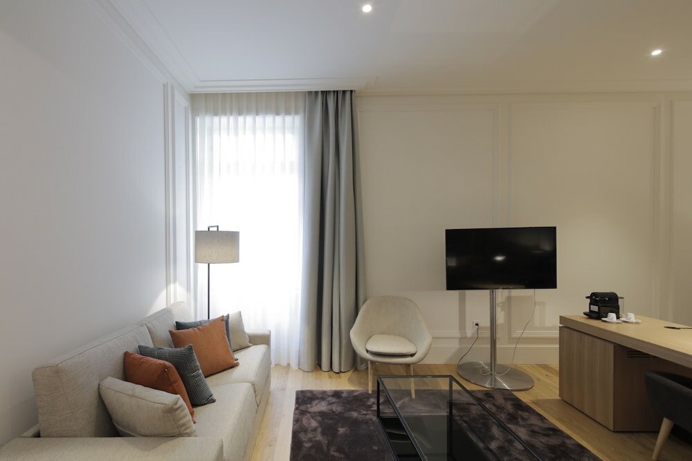 Фото Small Luxury Hotels of the World