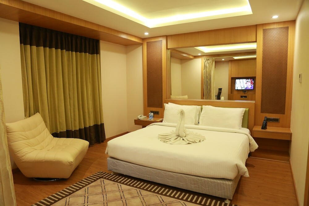 Фото Hotel Himalayaa