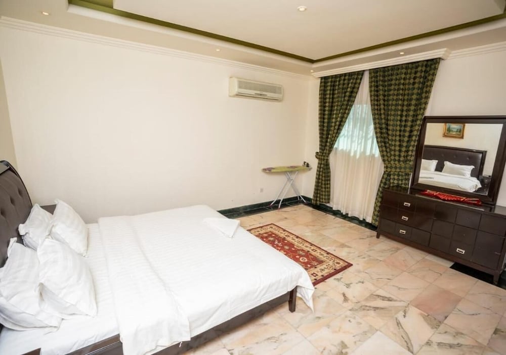 Фото Delmon Hotel Jeddah