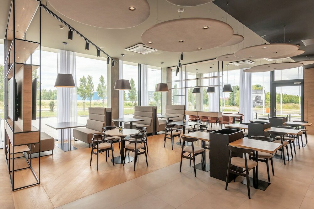 Фото Park Inn by Radisson Vilnius Airport Hotel & Conference Centre
