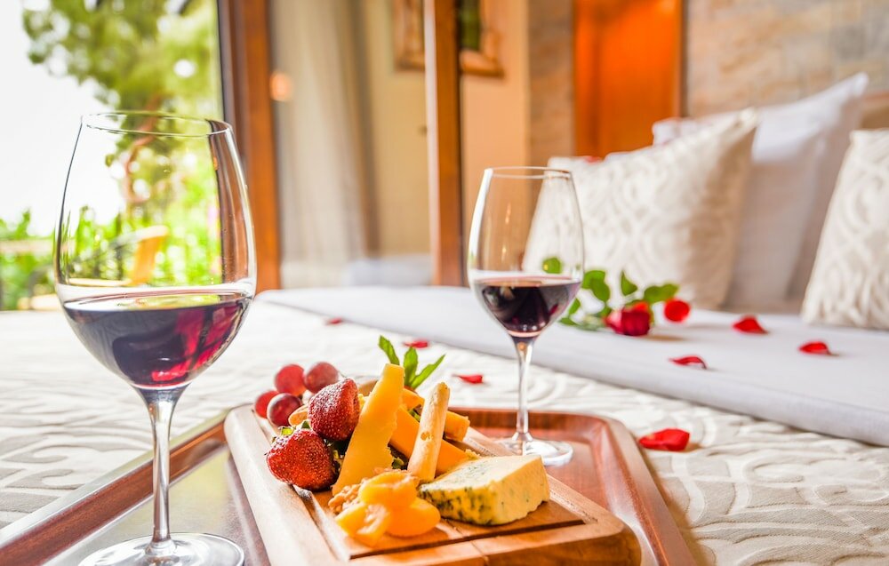 Фото Bellapais Gardens