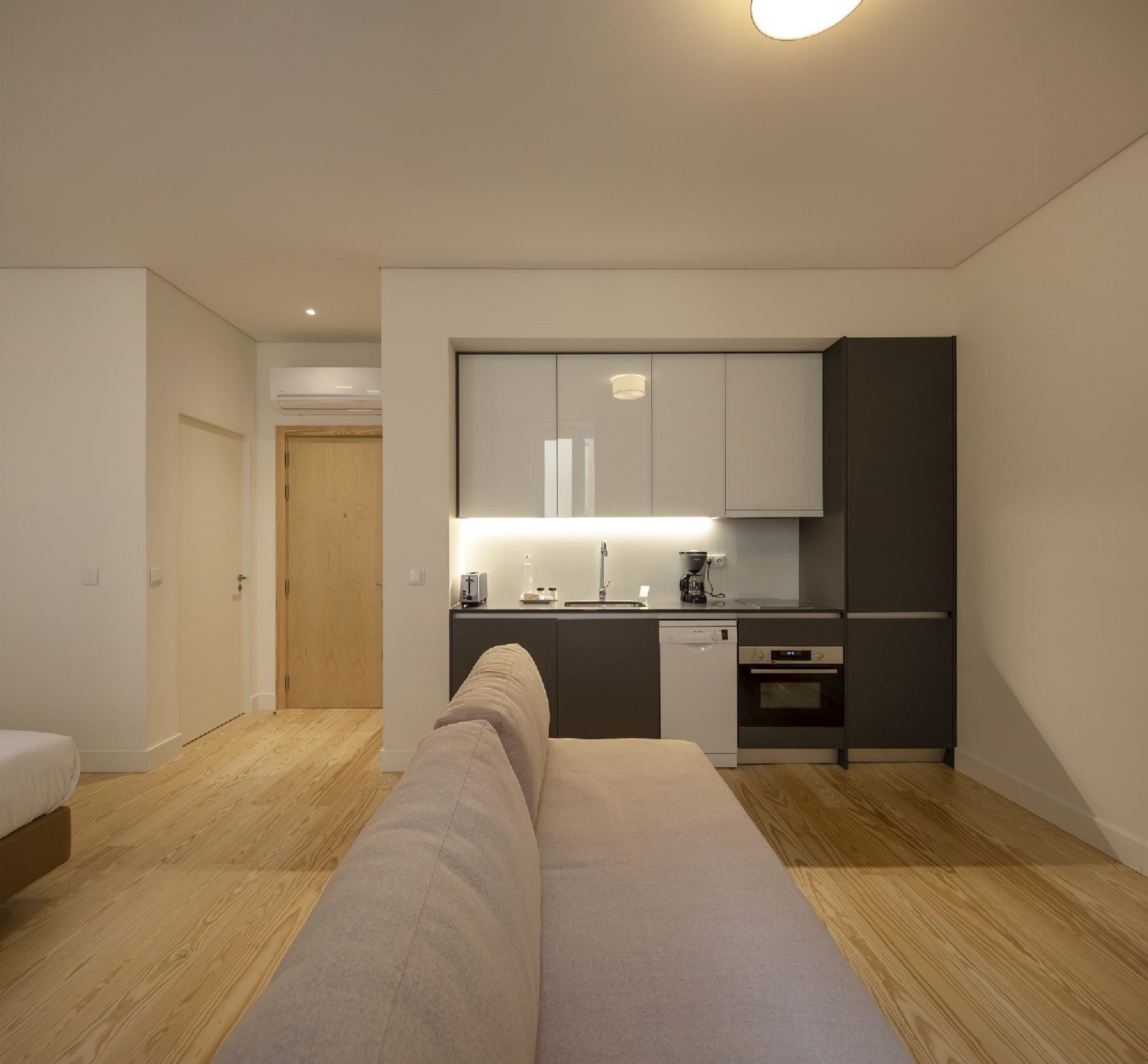 Фото Lisbon Serviced Apartments Santos