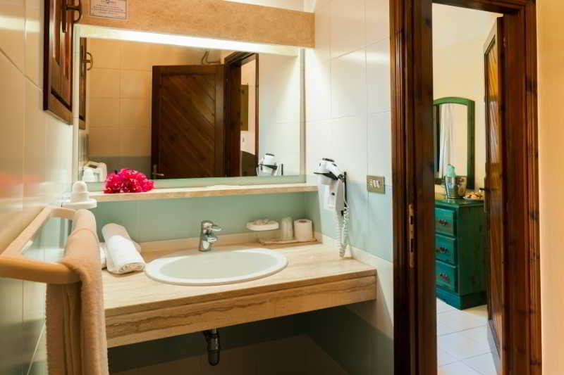 Фото Villaggio Alba Dorata