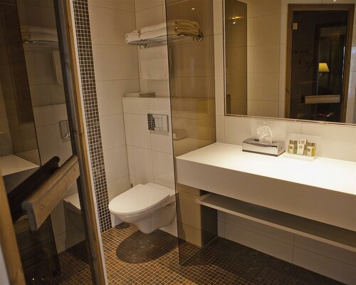 Гостиница Hotel Kalliohovi в Раума