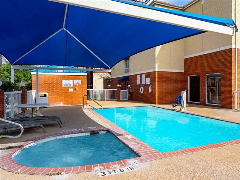 Фото Quality Suites