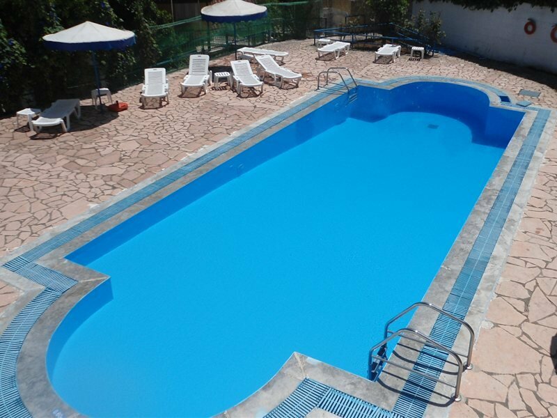 Фото Fouxia Apartments and Studios