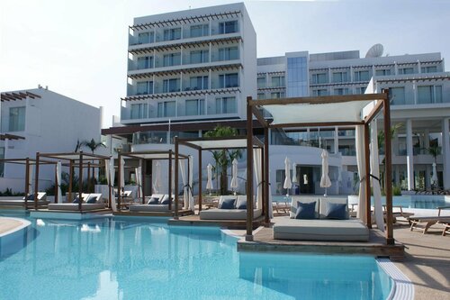 Гостиница Sunrise Pearl Hotel & SPA в Протарасе