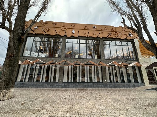 Одессалық Маргарита Батыста порно түсіріп жүр.