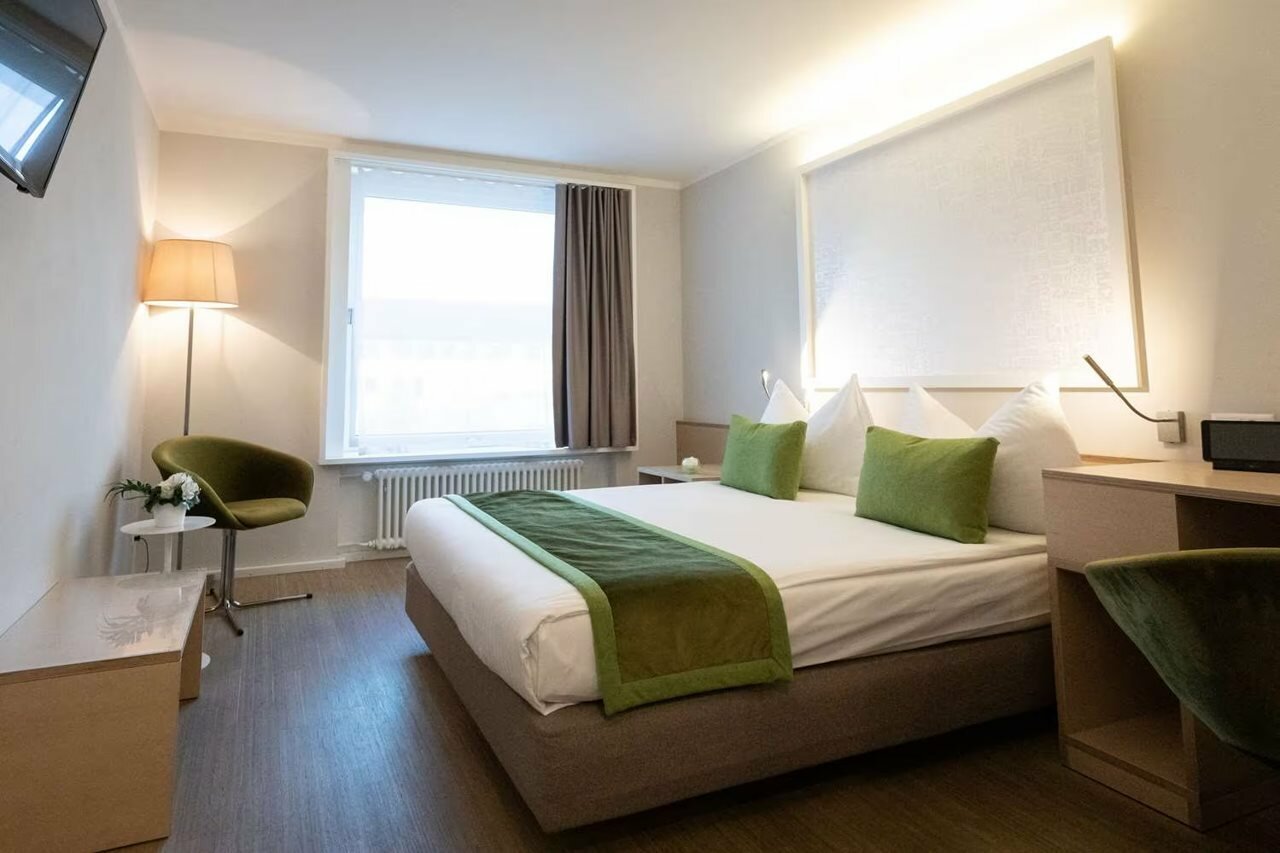 Фото Hotel Spirgarten