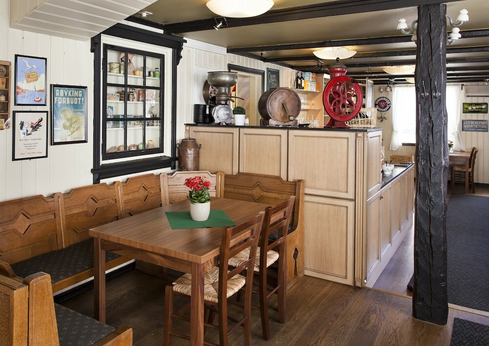 Фото Kjøbmandsgaarden Hotel