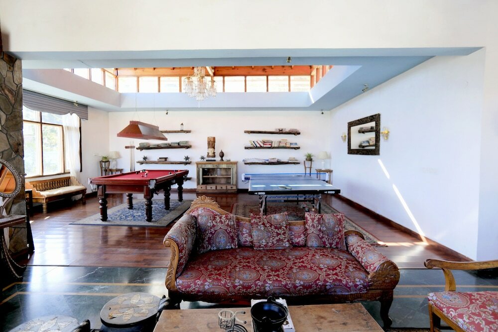 Фото Woodsvilla Resort