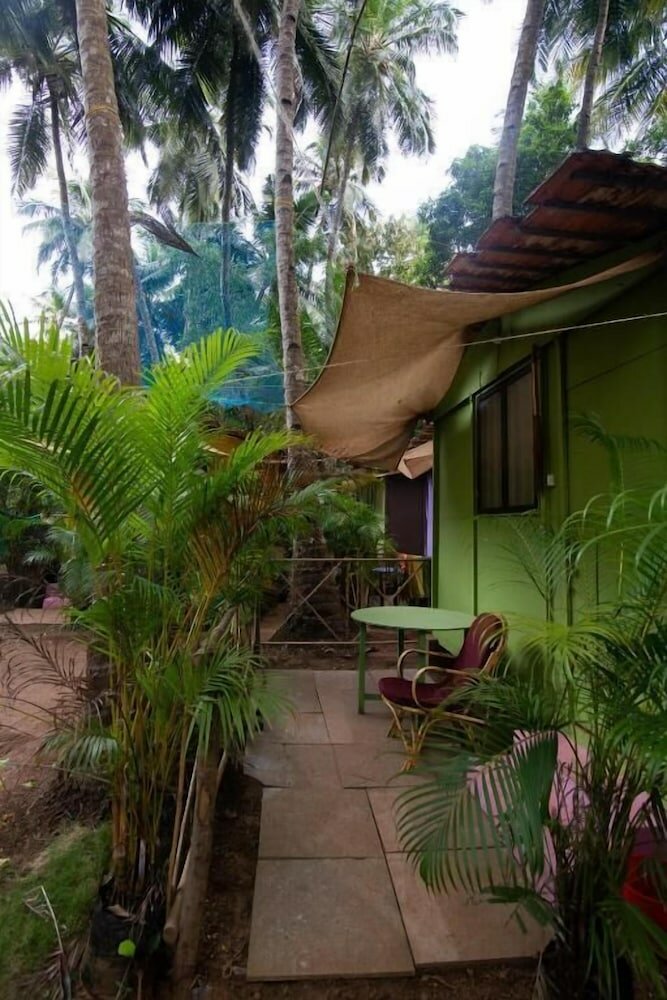 Фото Saturn Beach Cottage