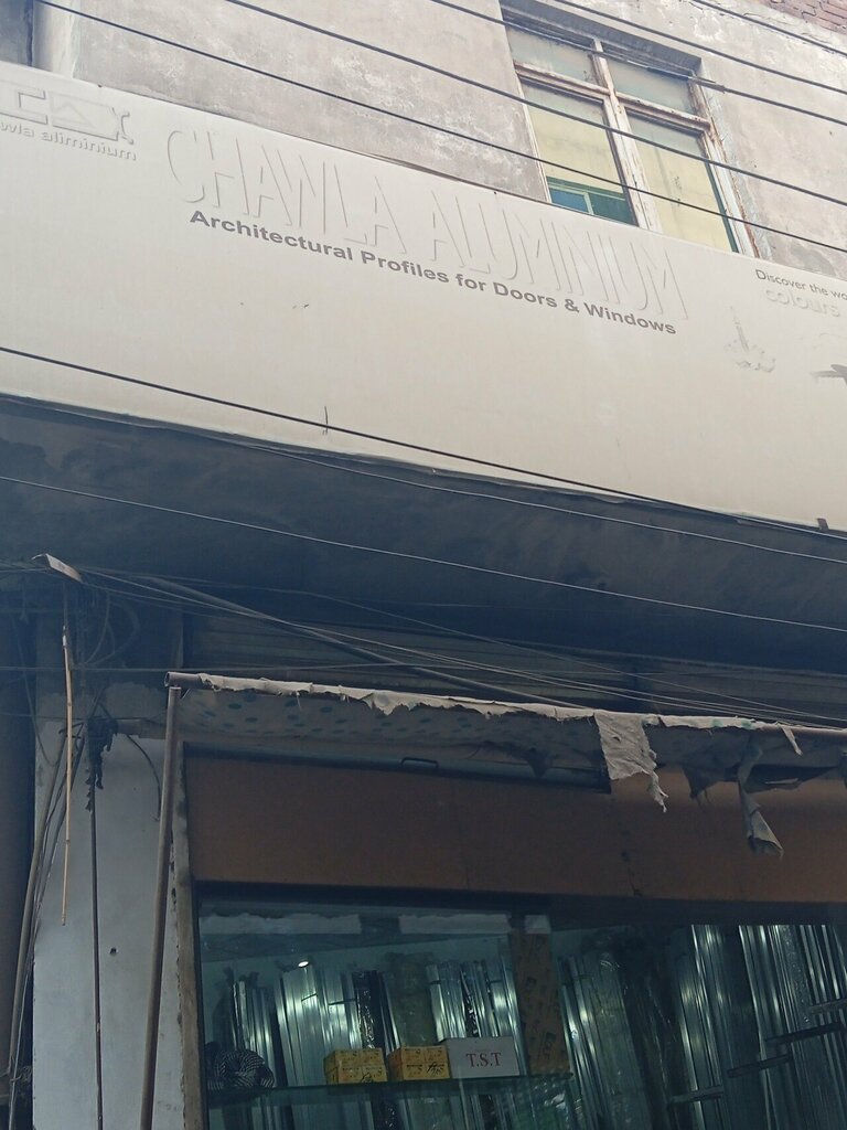 Aluminum, aluminum structures Chawla aluminium shop, Lahore, photo