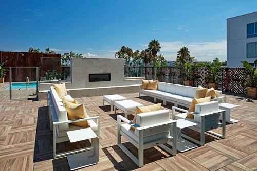 Гостиница SpringHill Suites by Marriott Los Angeles Downey в Дауни
