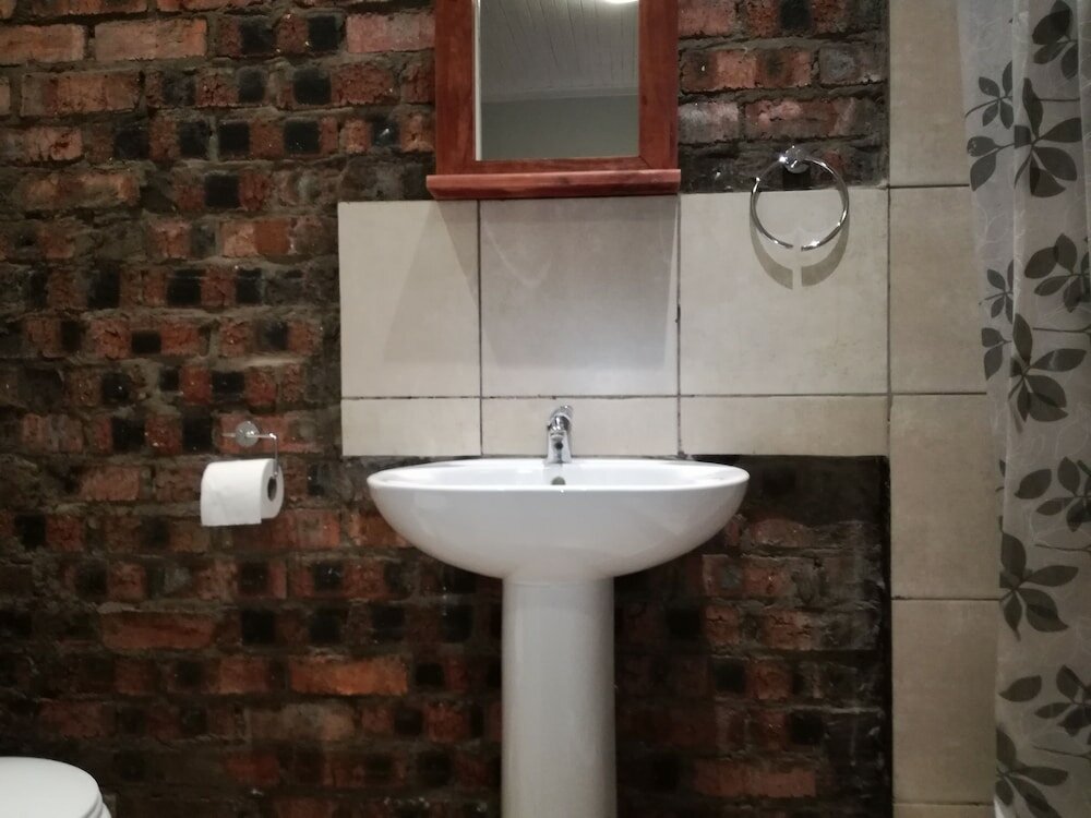 Фото 21 on Coetzee Guest House