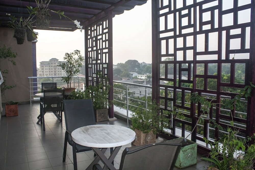 Фото Sapphire Court