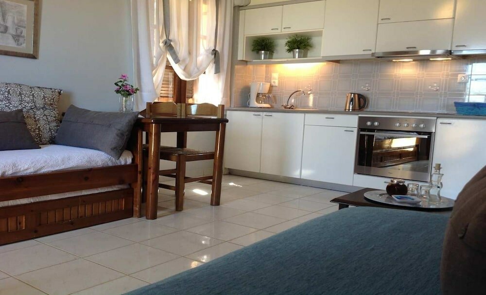 Фото Asterias Studios Apartments