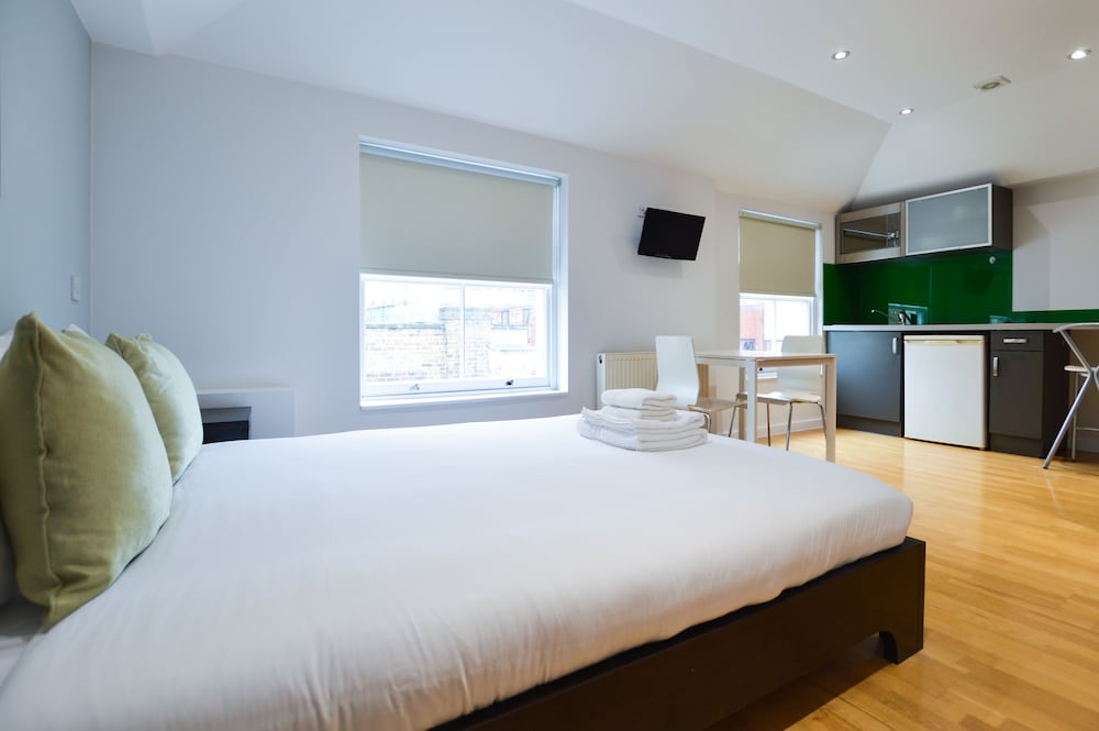 Фото Princes Square Serviced Apartments