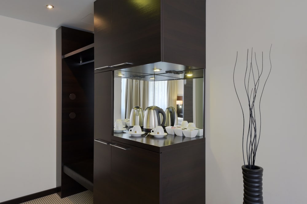 Фото Zi Hotel & Lounge