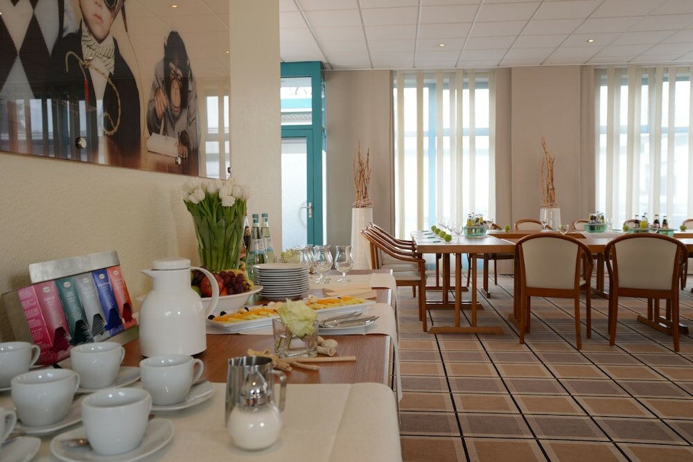 Фото Hotel Residenz Oberhausen