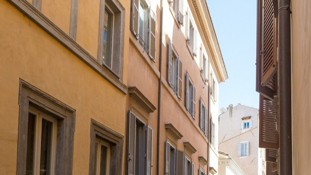 Фото Rental in Rome Falegnami