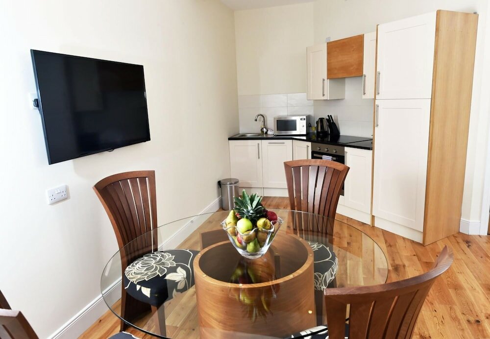 Фото Royal Athenaeum Suites