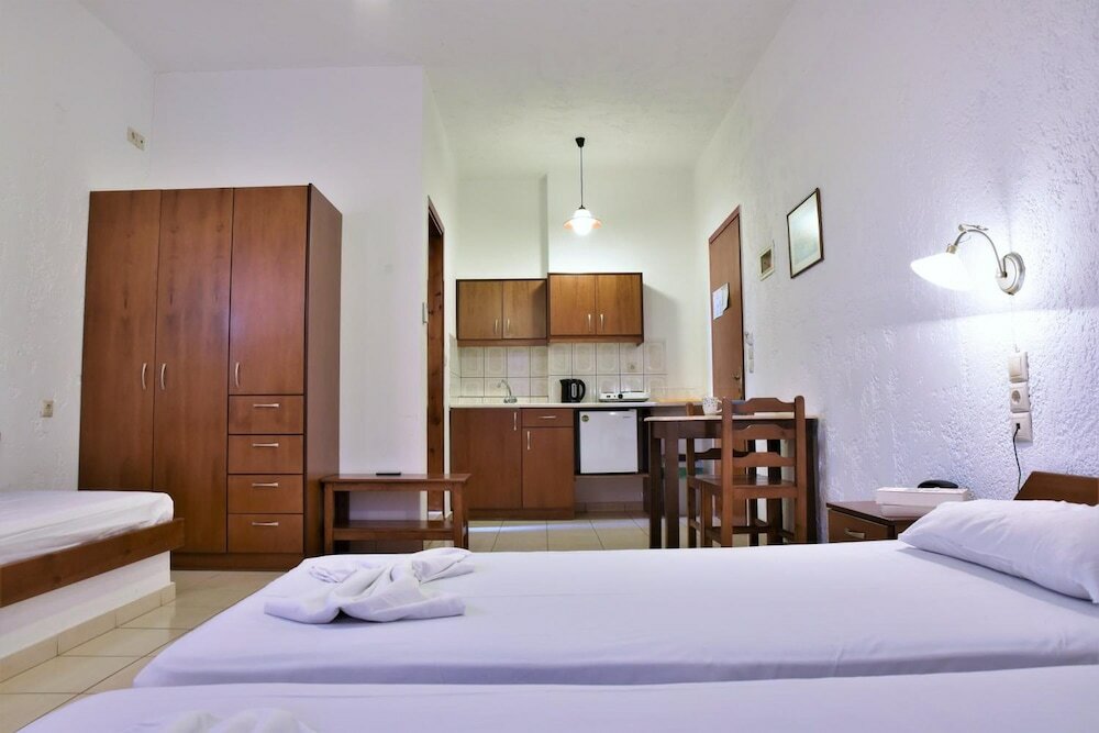 Фото Ideal Hotel
