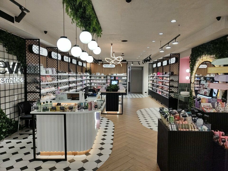 Perfume and cosmetics shop Eva Cosmetics, Yerevan, photo