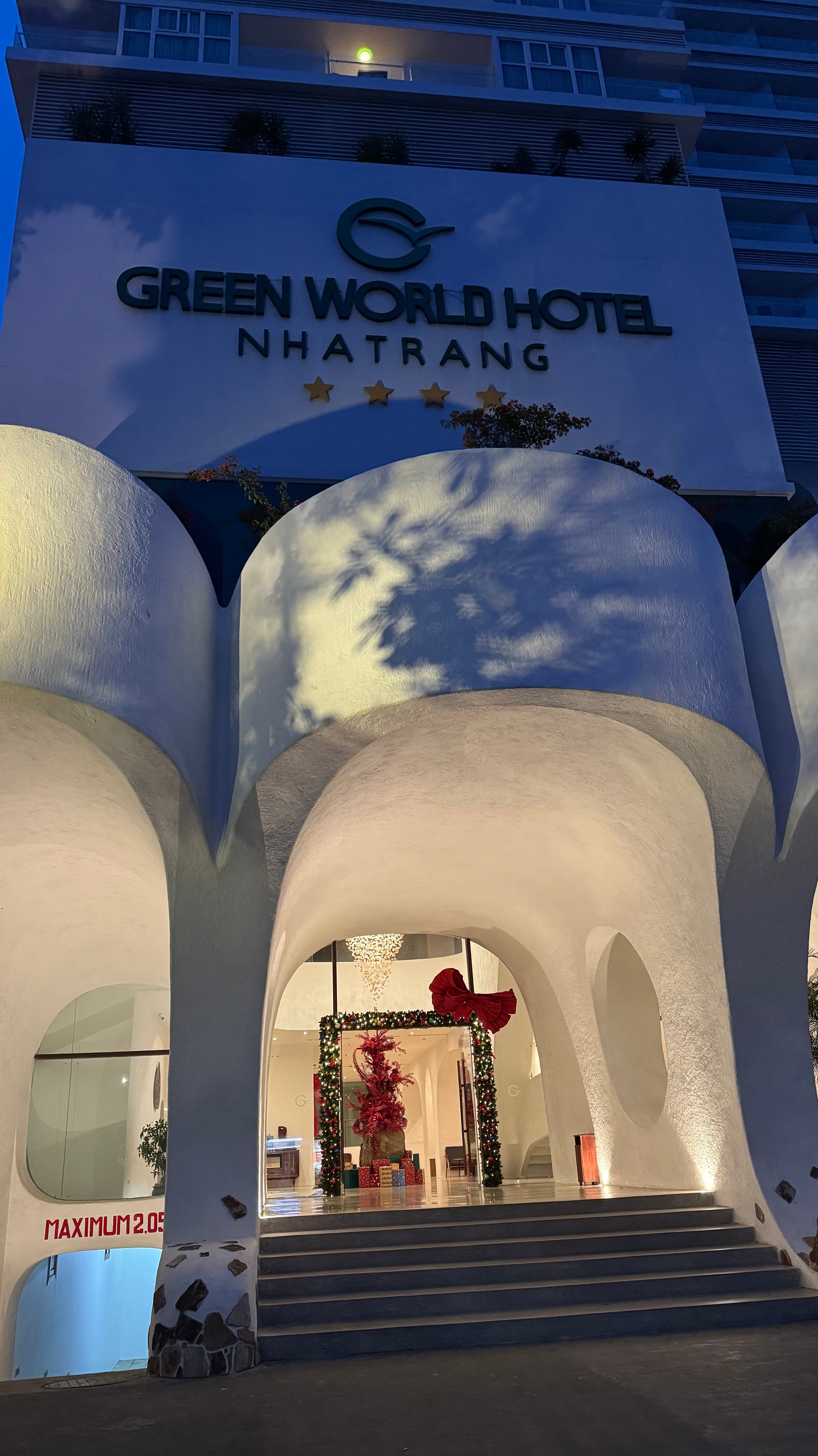 Фото Green World