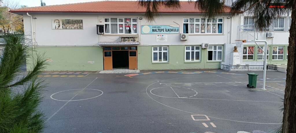 Primary school Izmir Cigli Maltepe Primary School, Izmir, photo