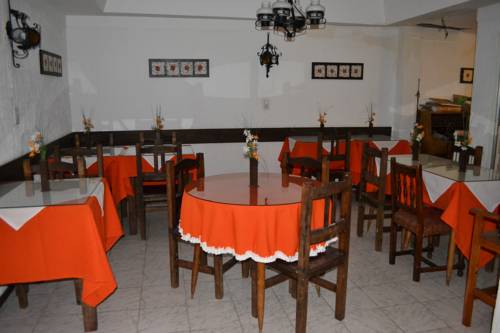 Фото Hotel Dallas Center