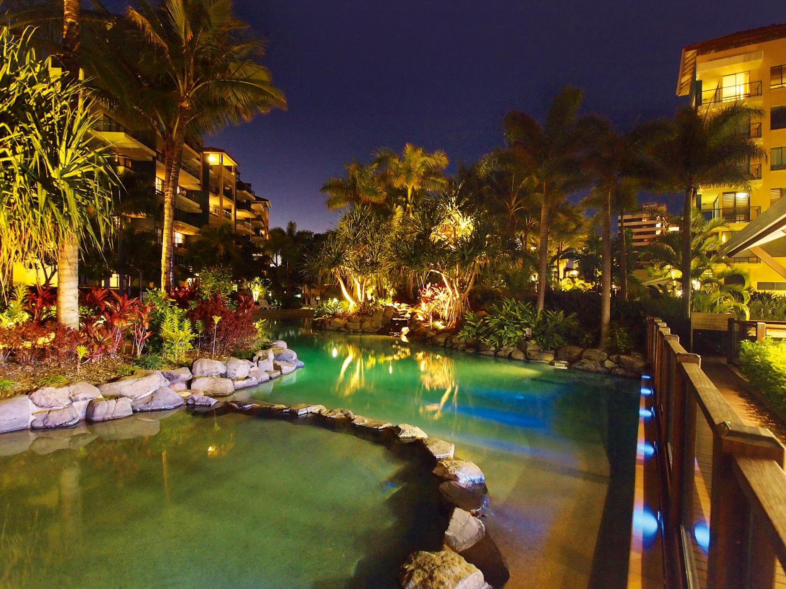 Фото Oaks Sunshine Coast Seaforth Resort