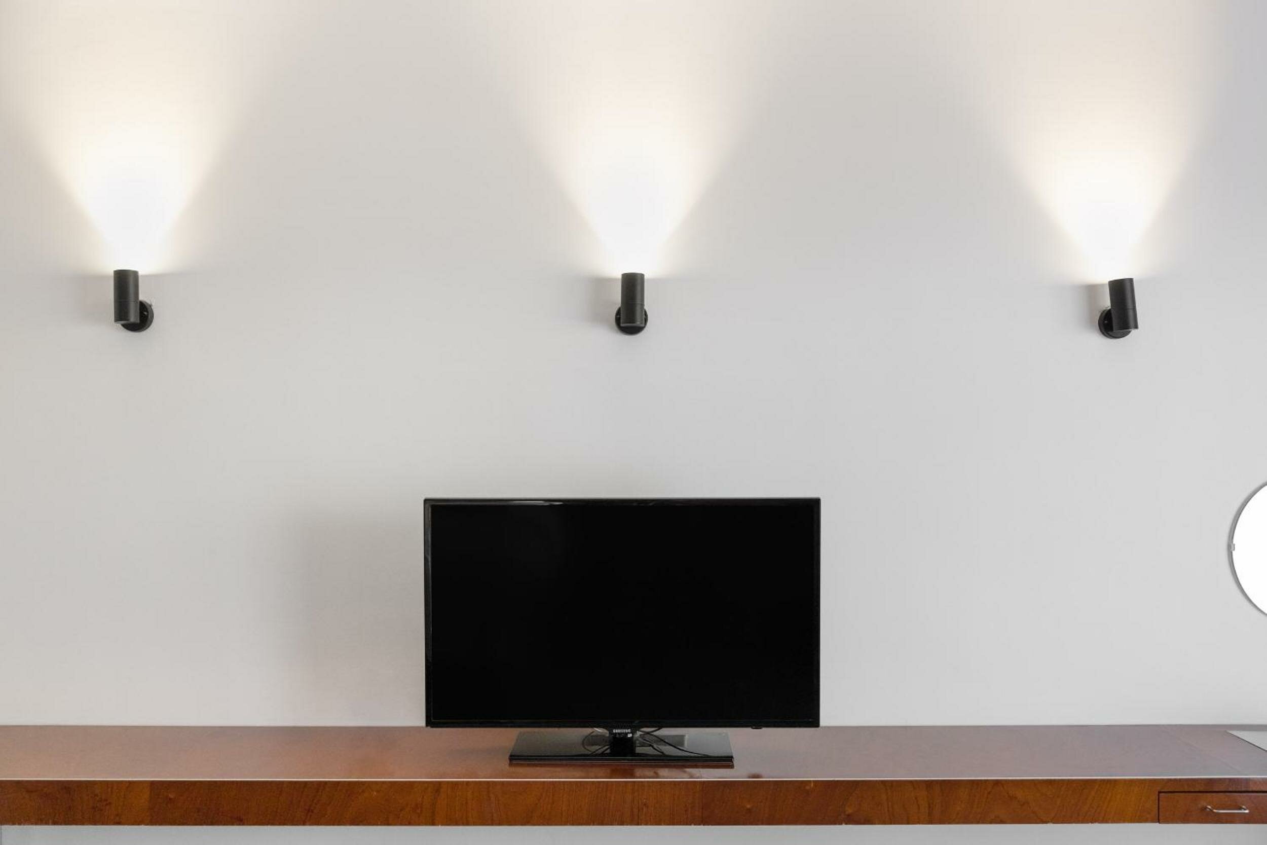 Фото Regents Court