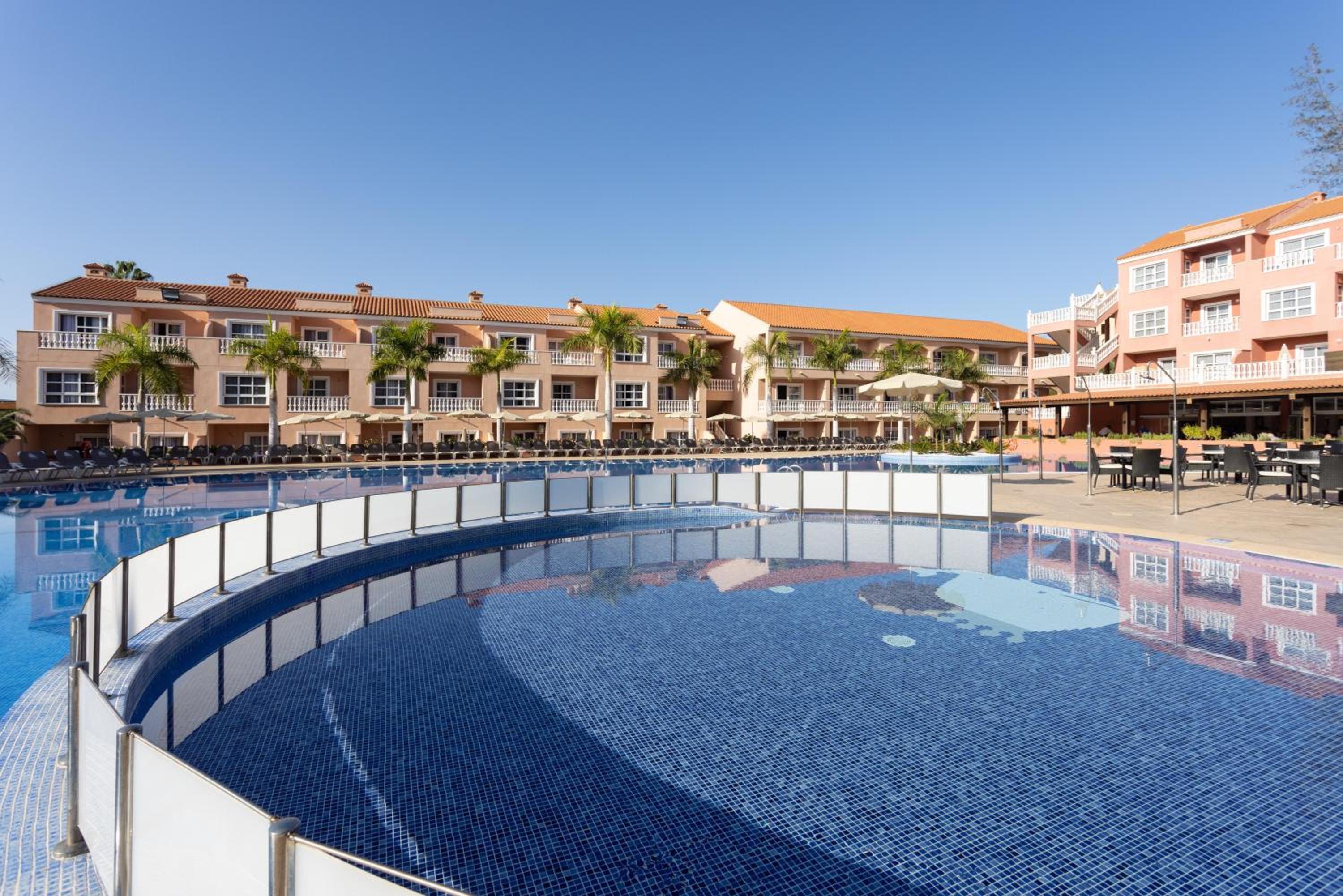 Фото Hotel El Duque