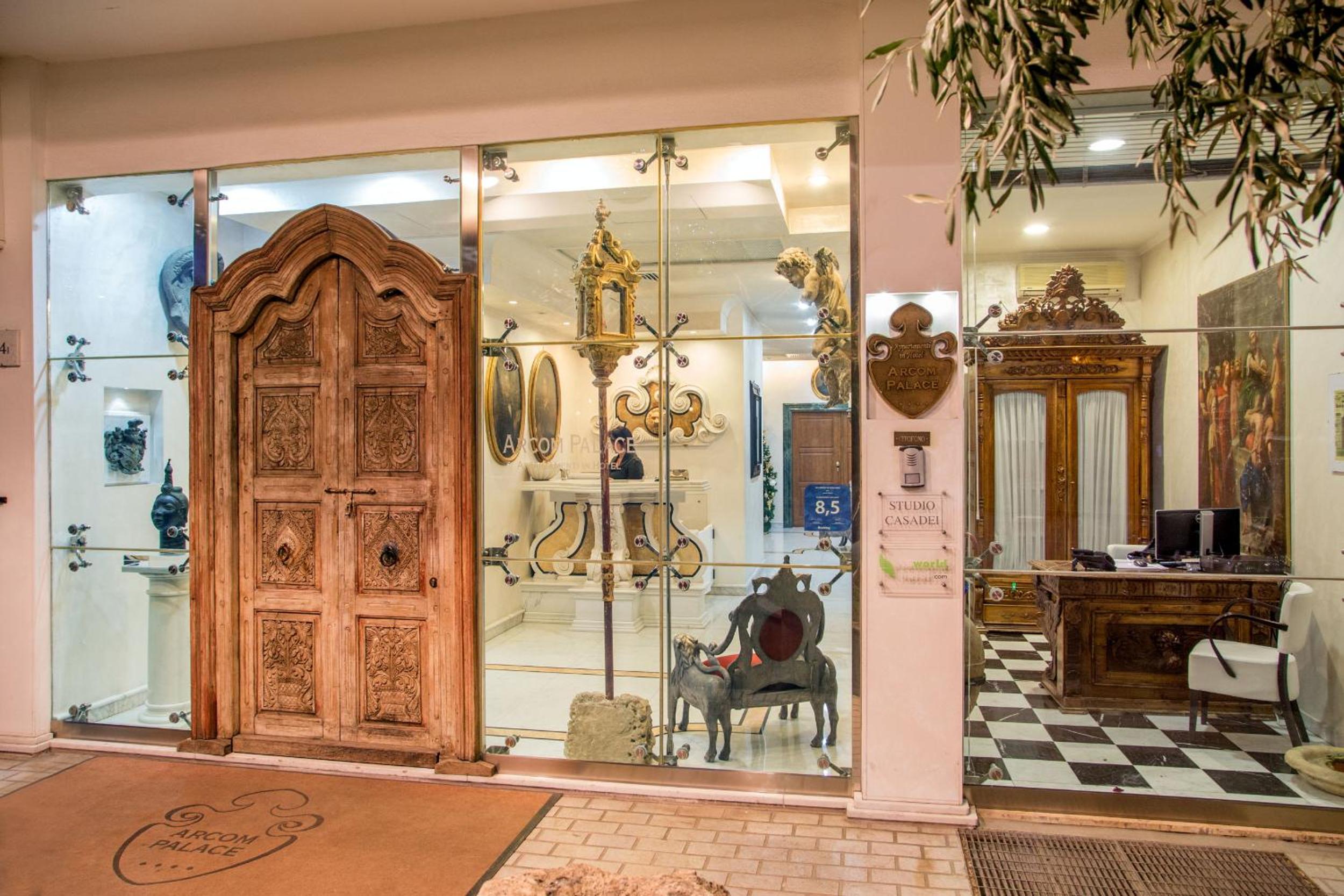 Фото Arcom Palace