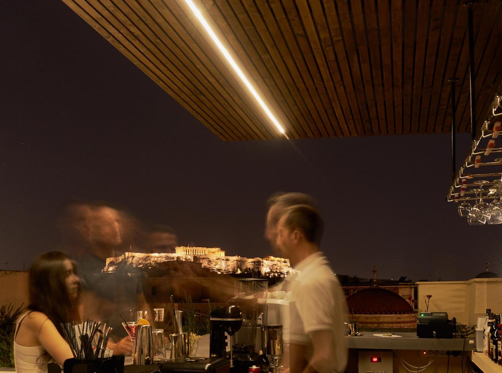 Фото Athens Mansion Luxury Suites